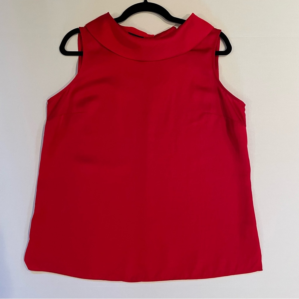 Talbots sleeveless cowl neck blouse. Size 10. Red.